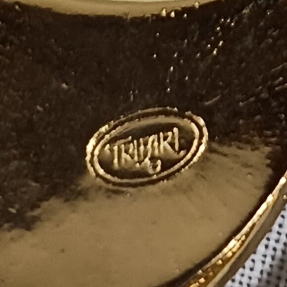 Vintage Trifari Necklace Signed Gold Tone Pink Enamel Wave Statement Choker - Picture 6 of 13